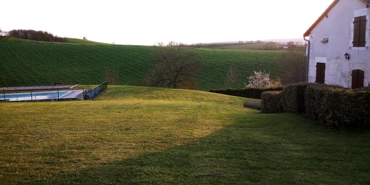 Willa La Tranquillite, Coutancie Nanteuil-Auriac-de-Bourzac Zewnętrze zdjęcie